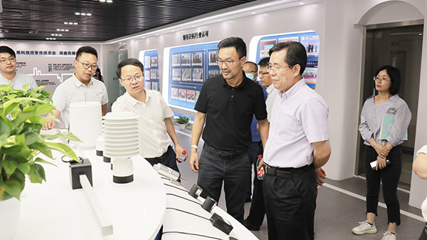应义斌教授一行参观lewin乐玩官网数字三农展厅